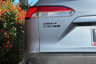2022 Toyota COROLLA CROSS Base