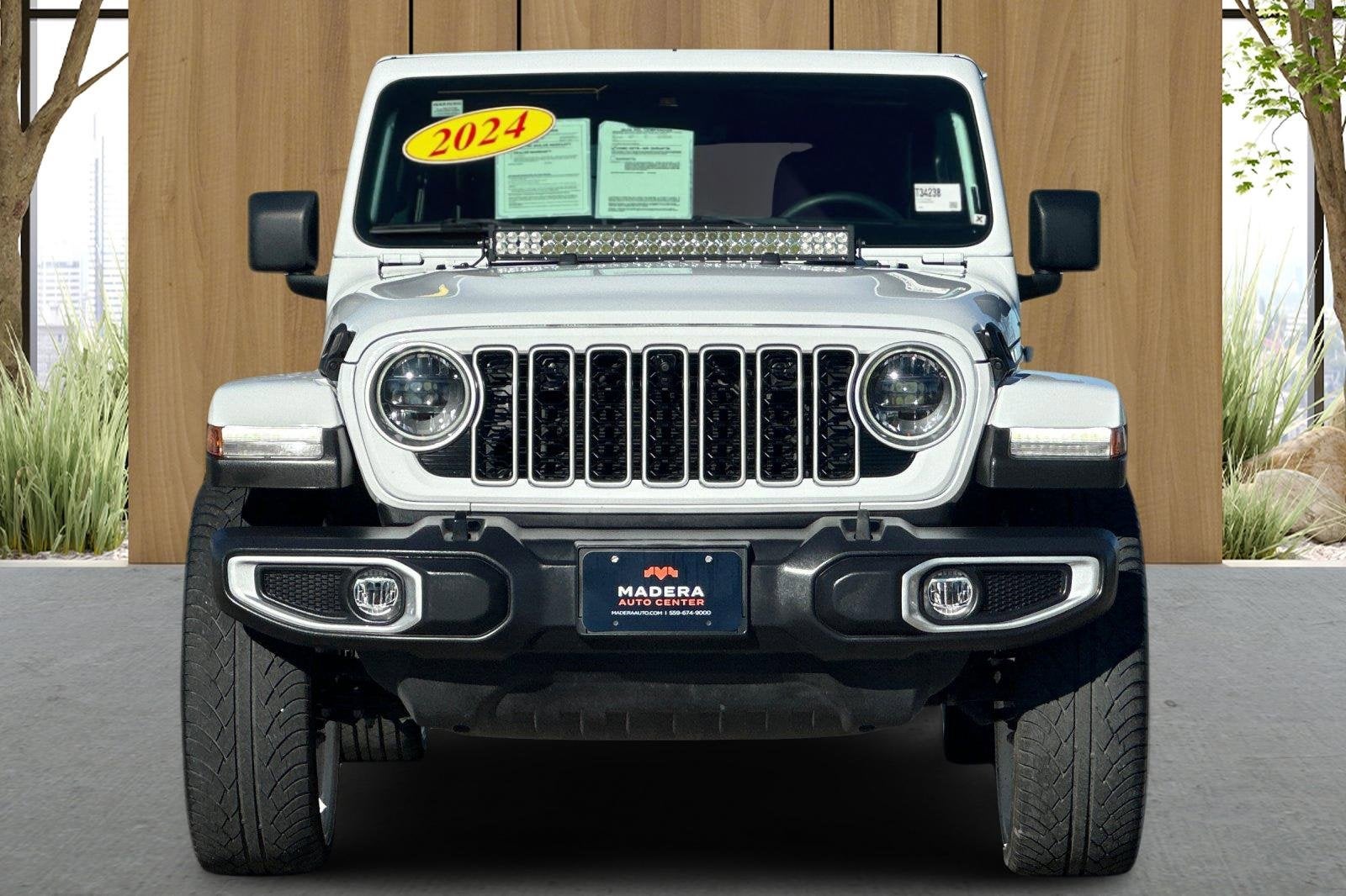 2024 Jeep Wrangler Sahara