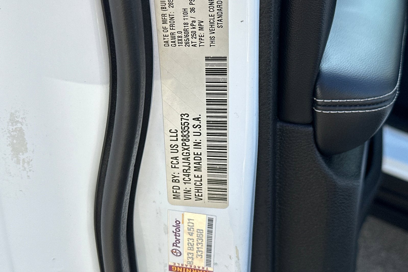 2023 Jeep Grand Cherokee L Laredo