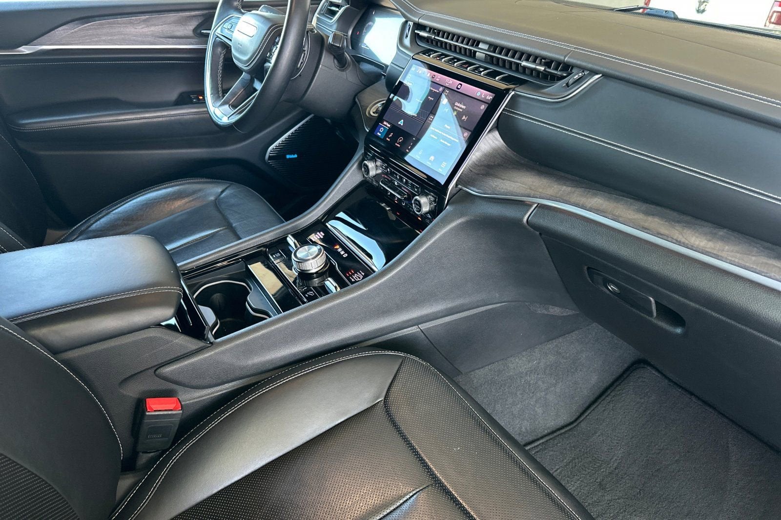 2022 Jeep Grand Cherokee L Overland