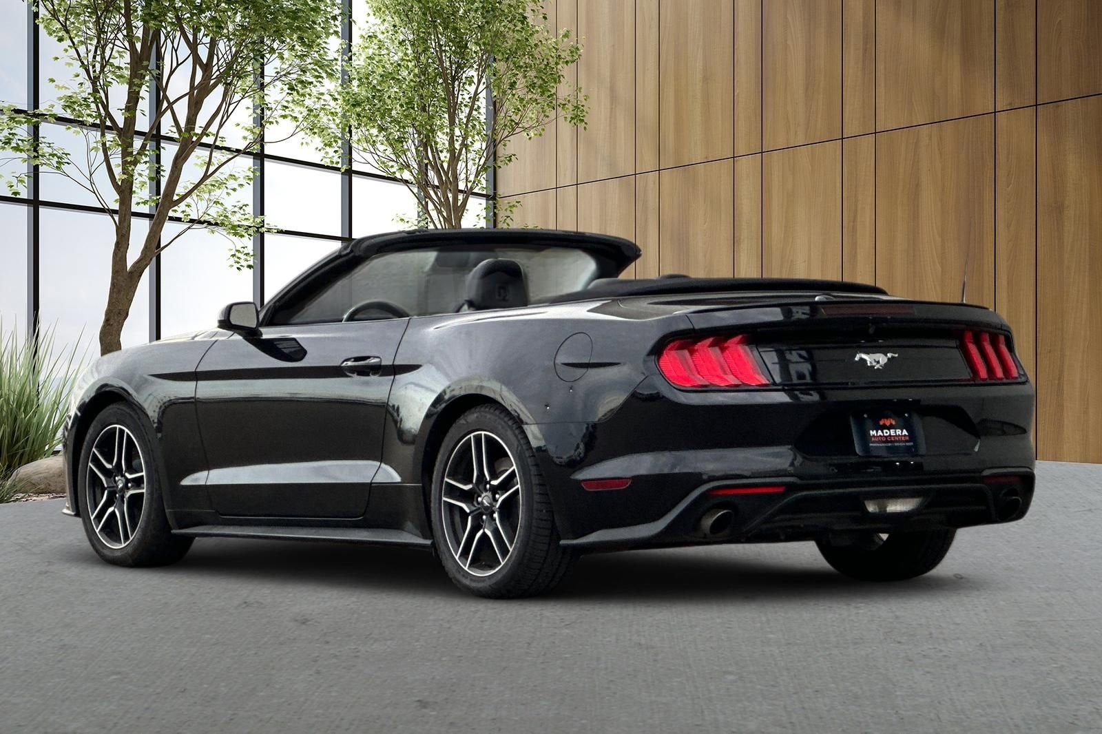 2023 Ford Mustang EcoBoost