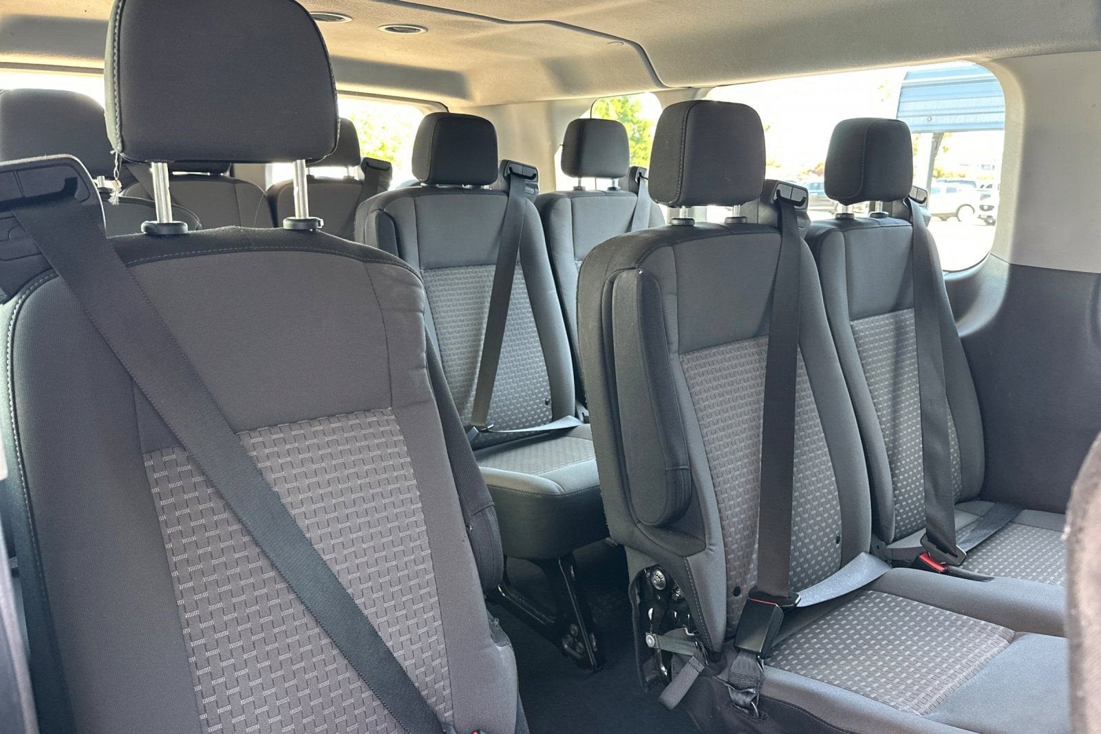 2022 Ford Transit Passenger Wagon XL