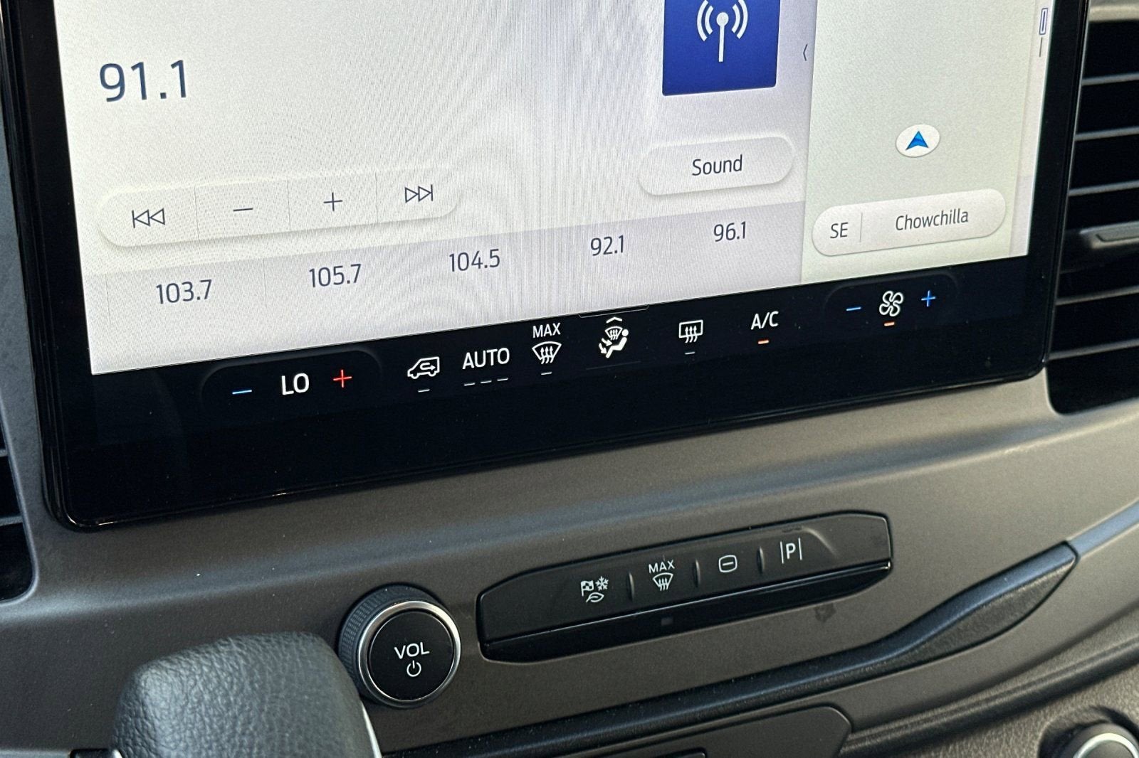 2022 Ford Transit Passenger Wagon XL