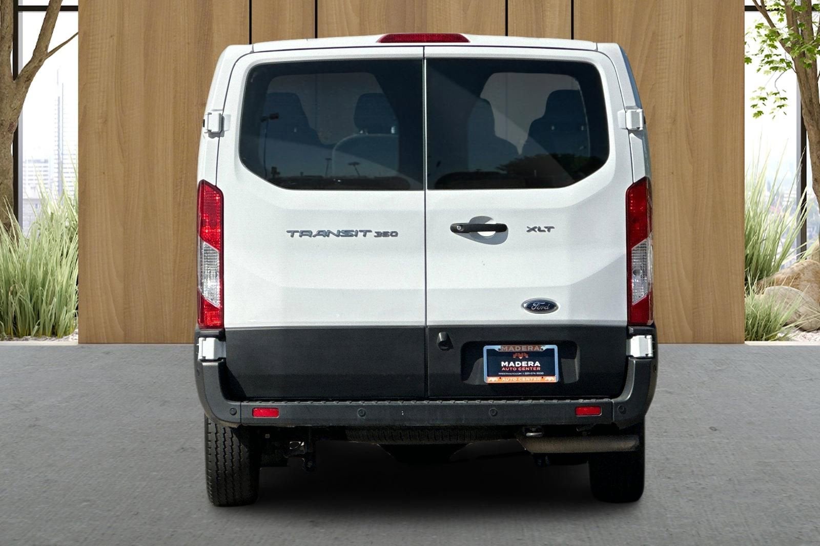 2022 Ford Transit Passenger Wagon XL