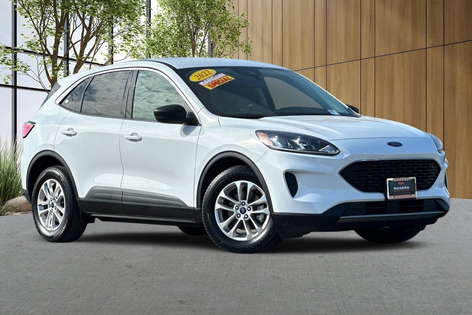 2022 Ford Escape SE Hybrid