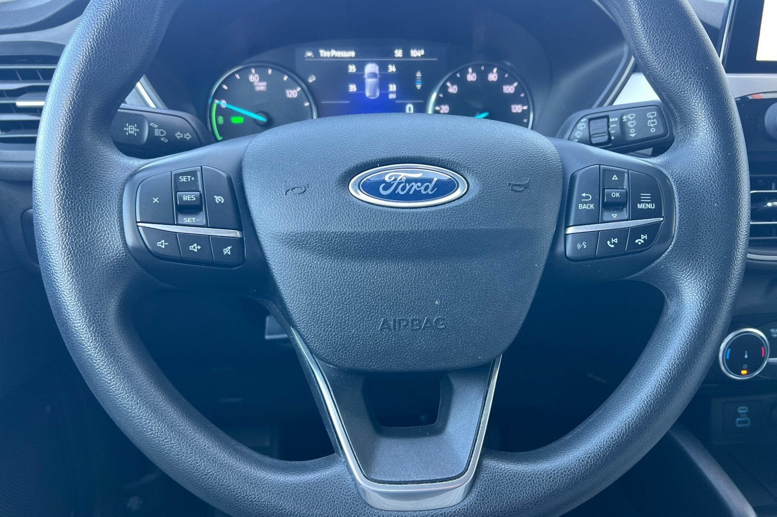 2022 Ford Escape SE Hybrid
