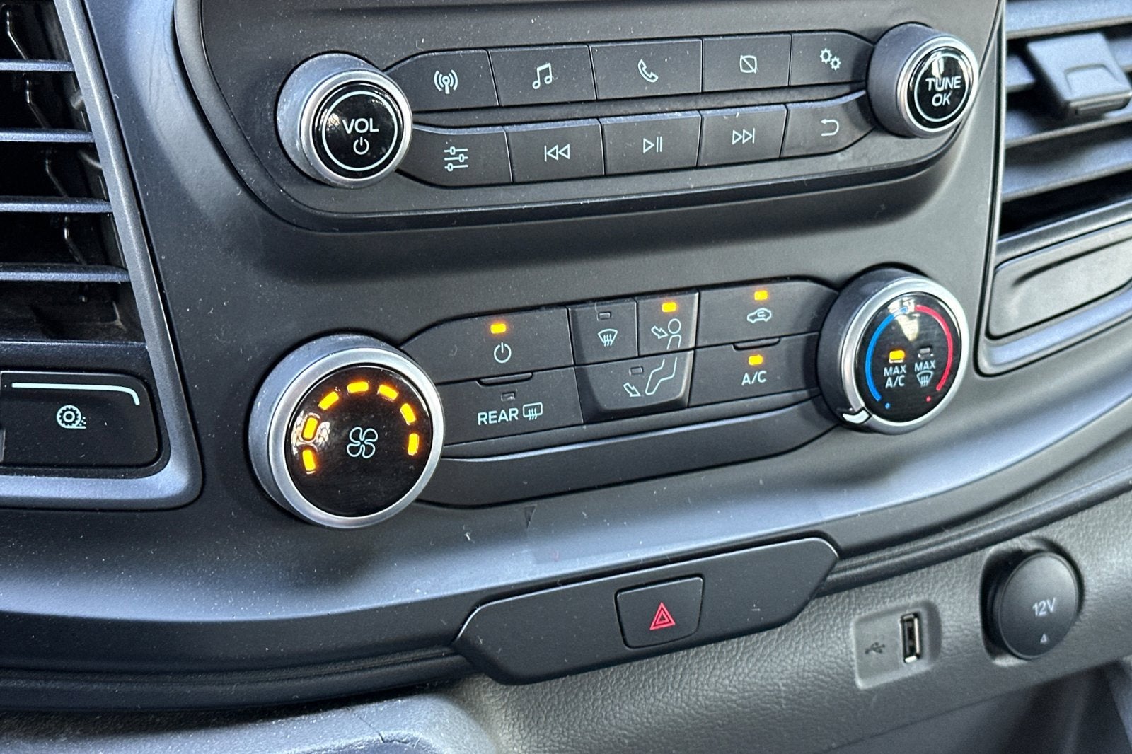 2023 Ford Transit Cargo Van T-250 130" Low Rf 9070 GVWR RWD