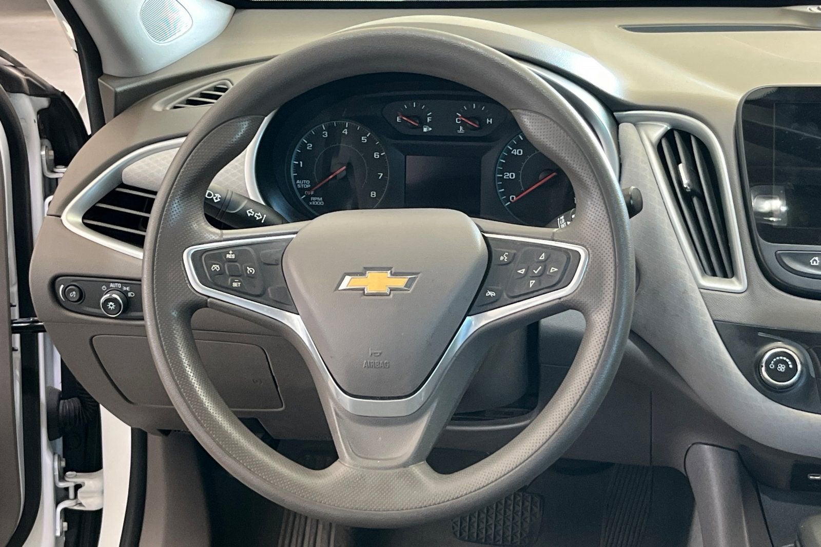 2022 Chevrolet Malibu LS