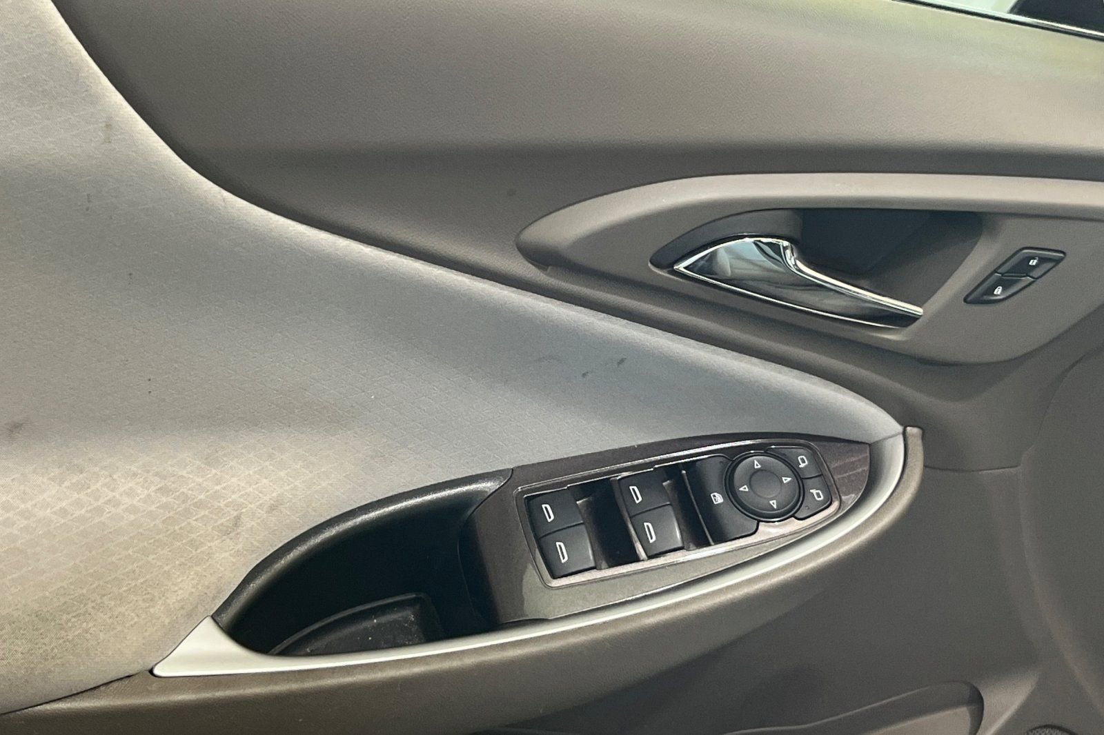 2022 Chevrolet Malibu LS