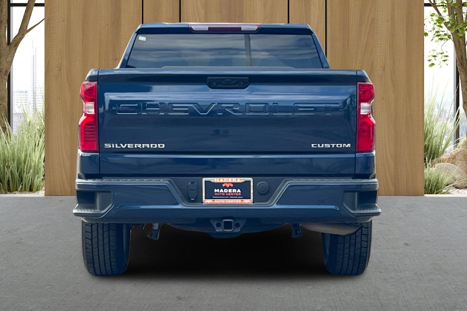 2022 Chevrolet Silverado 1500 Custom