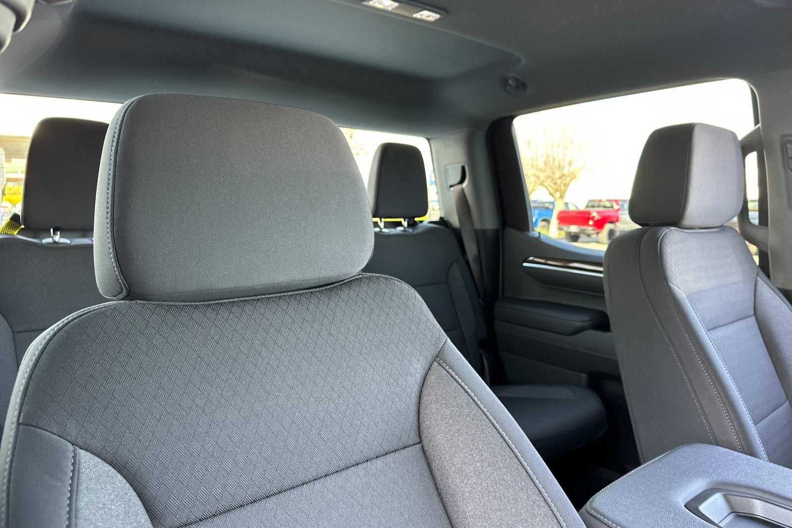 2025 Chevrolet Silverado 1500 LT (2FL)