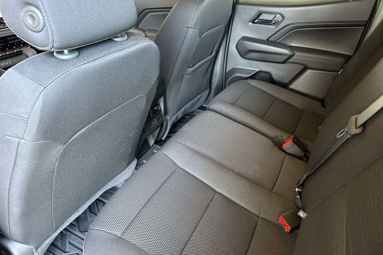 2025 Chevrolet Colorado WT/LT