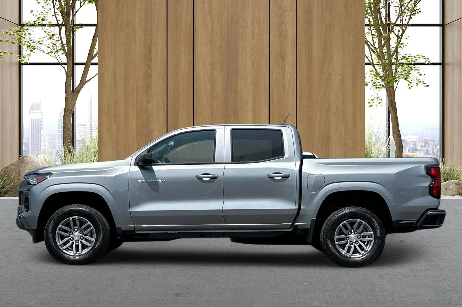2025 Chevrolet Colorado WT/LT