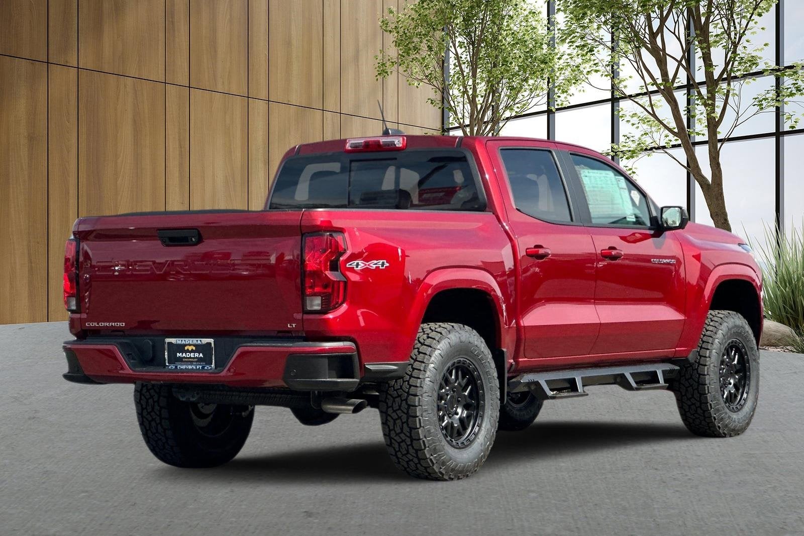 2024 Chevrolet Colorado LT