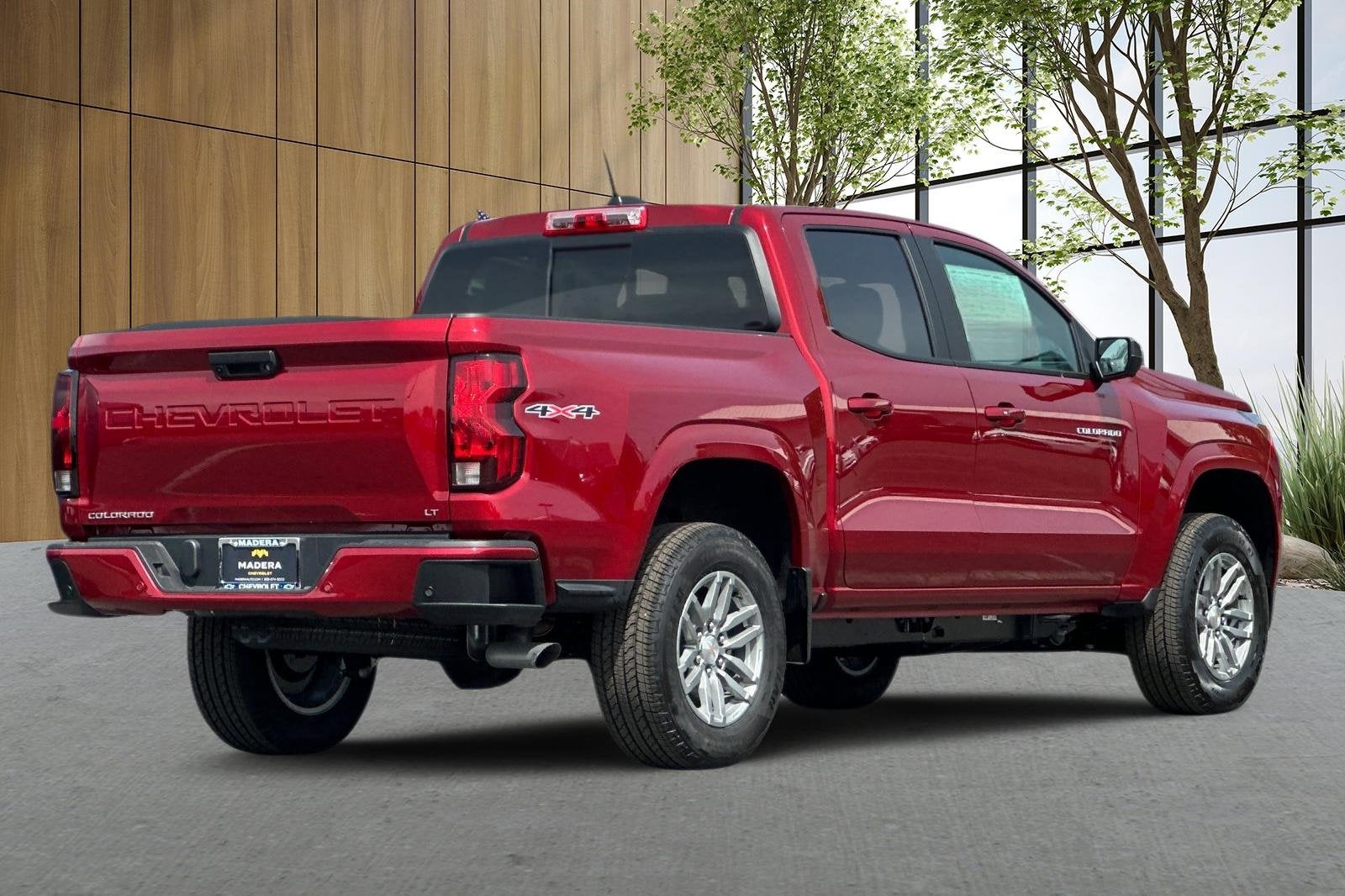 2024 Chevrolet Colorado LT