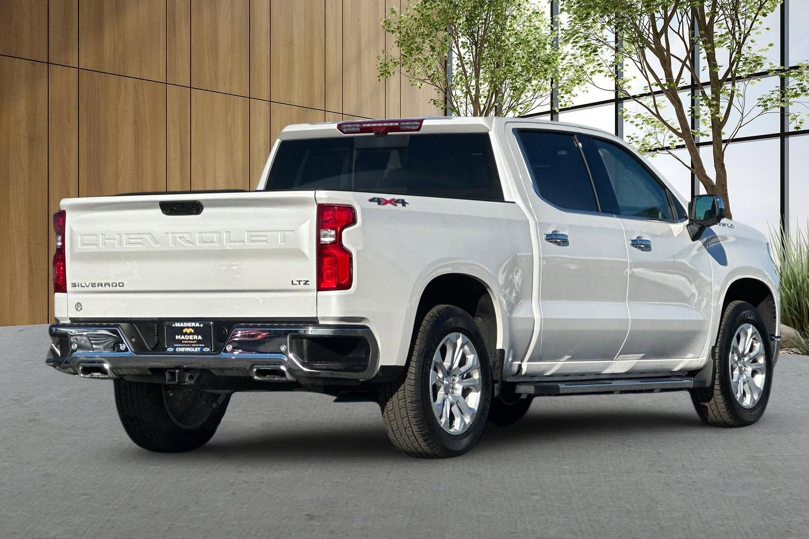 2025 Chevrolet Silverado 1500 LTZ