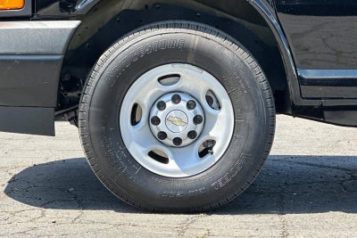2026 Chevrolet Express Cargo WT