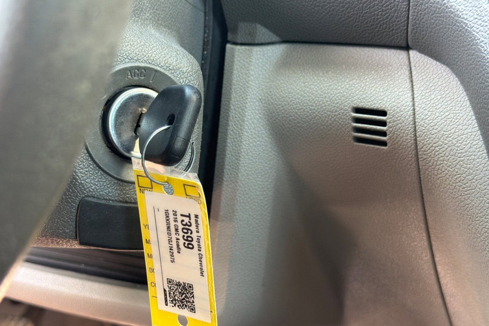 2016 GMC Acadia SLE
