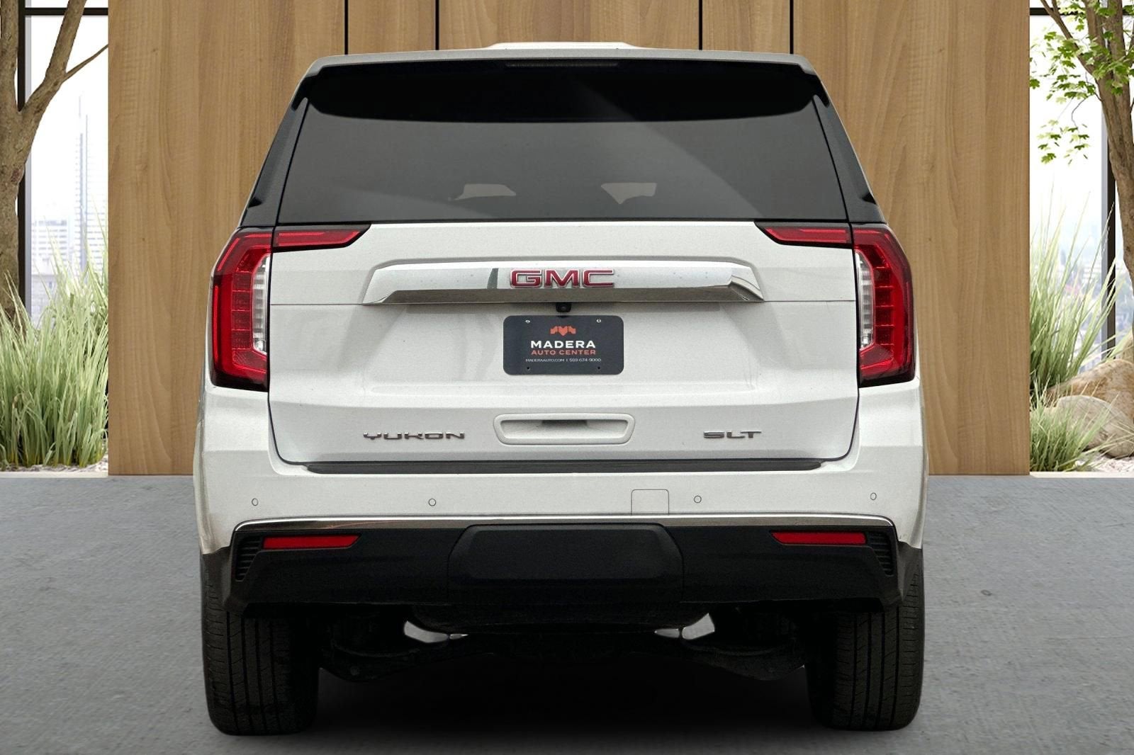 2023 GMC Yukon SLT