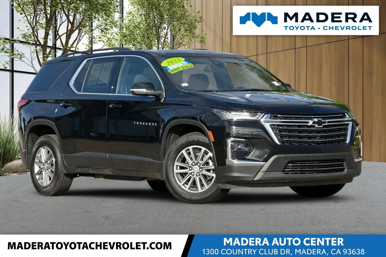 2023 Chevrolet Traverse LT Cloth