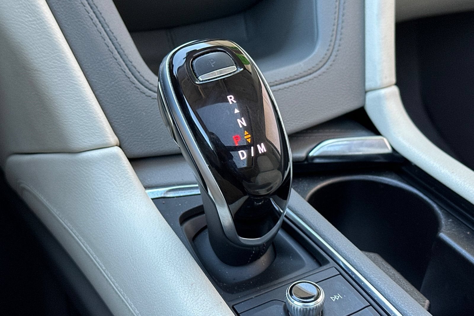 2020 Cadillac XT5 Premium Luxury FWD