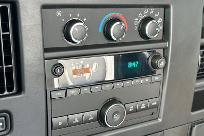 2025 Chevrolet Express Cutaway 4500 2WT