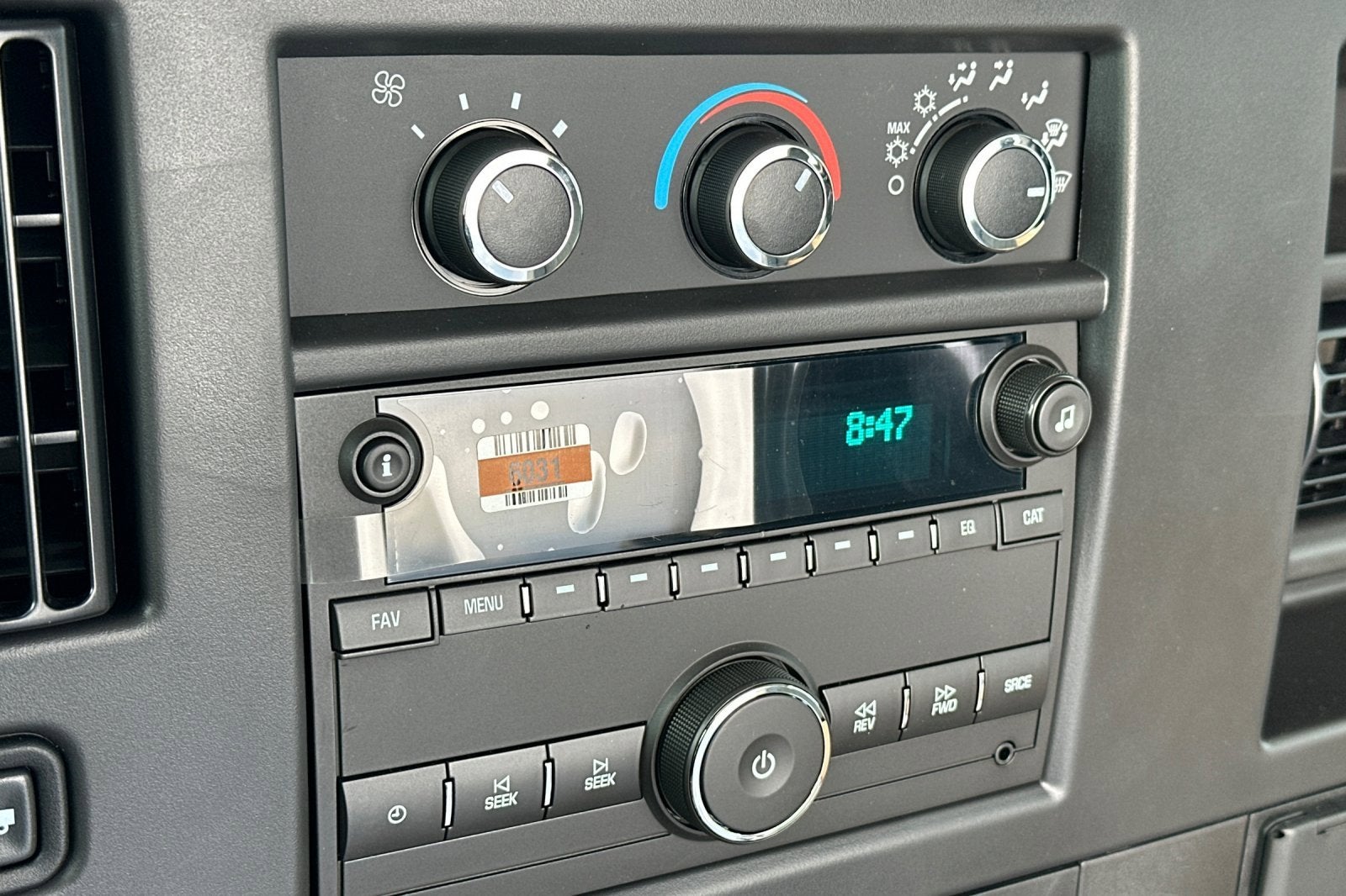 2025 Chevrolet Express Cutaway 4500 2WT