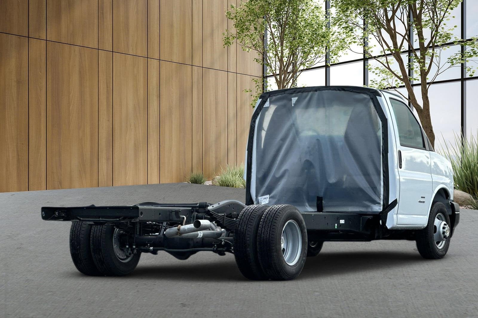 2025 Chevrolet Express Cutaway 4500 2WT