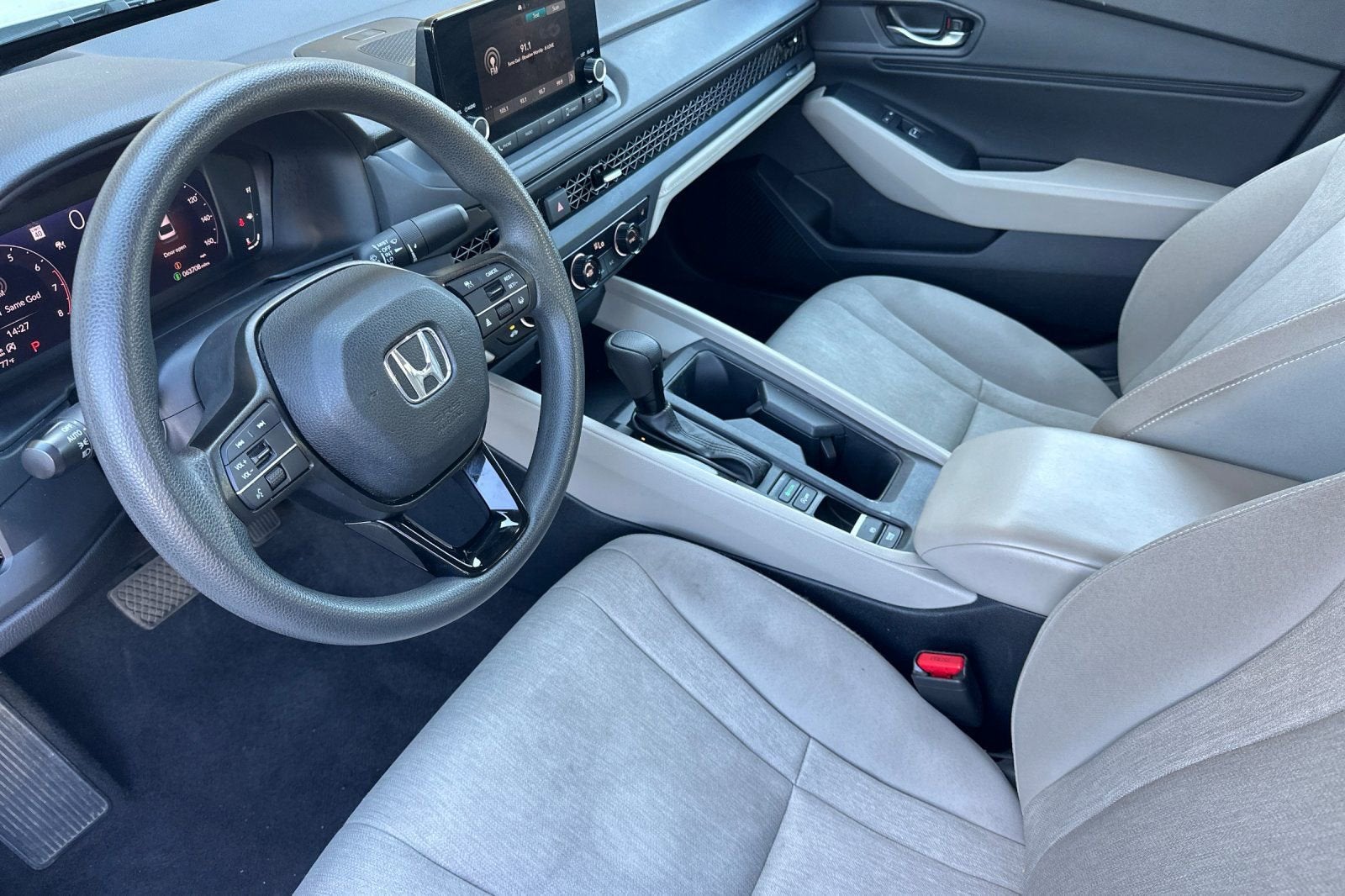 2023 Honda Accord Sedan EX