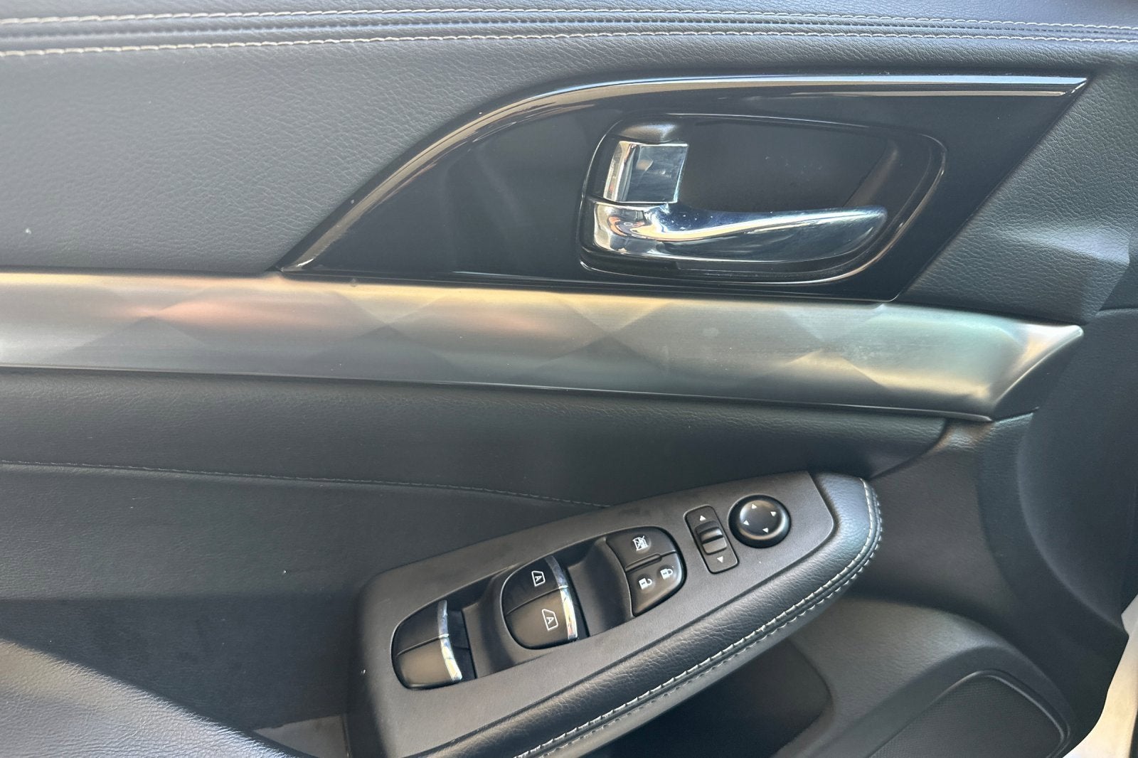 2022 Nissan Maxima SV