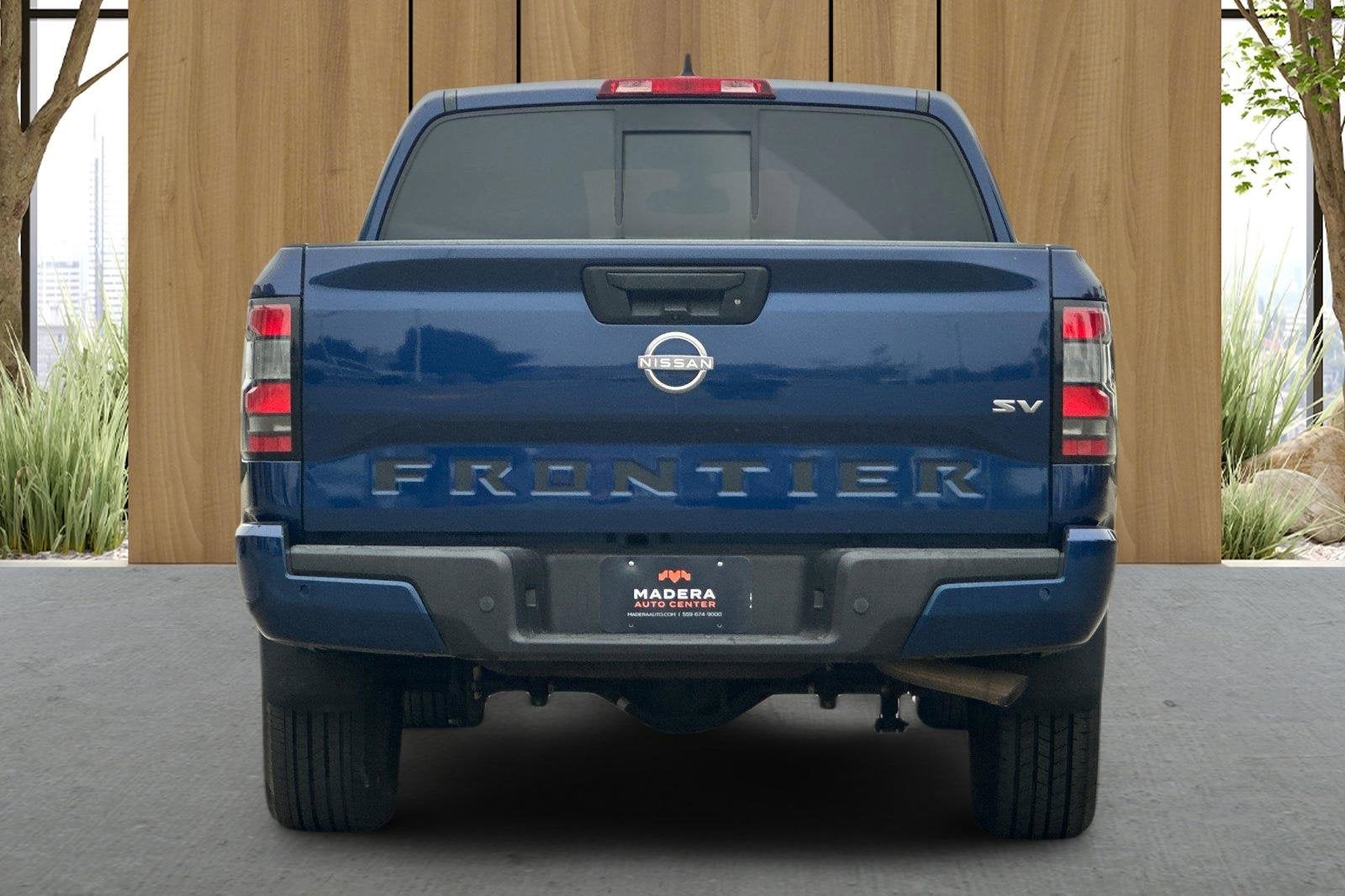 2022 Nissan Frontier SV