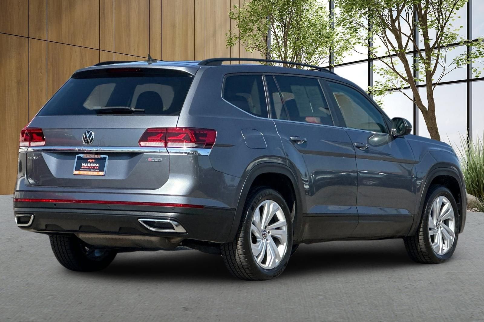 2021 Volkswagen Atlas 3.6L V6 SE w/Technology