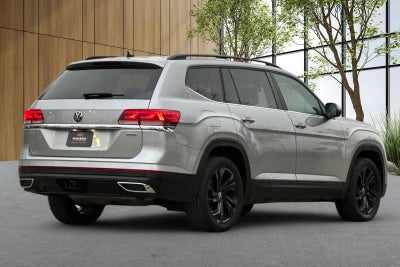 2022 Volkswagen Atlas 3.6L V6 SE w/Technology