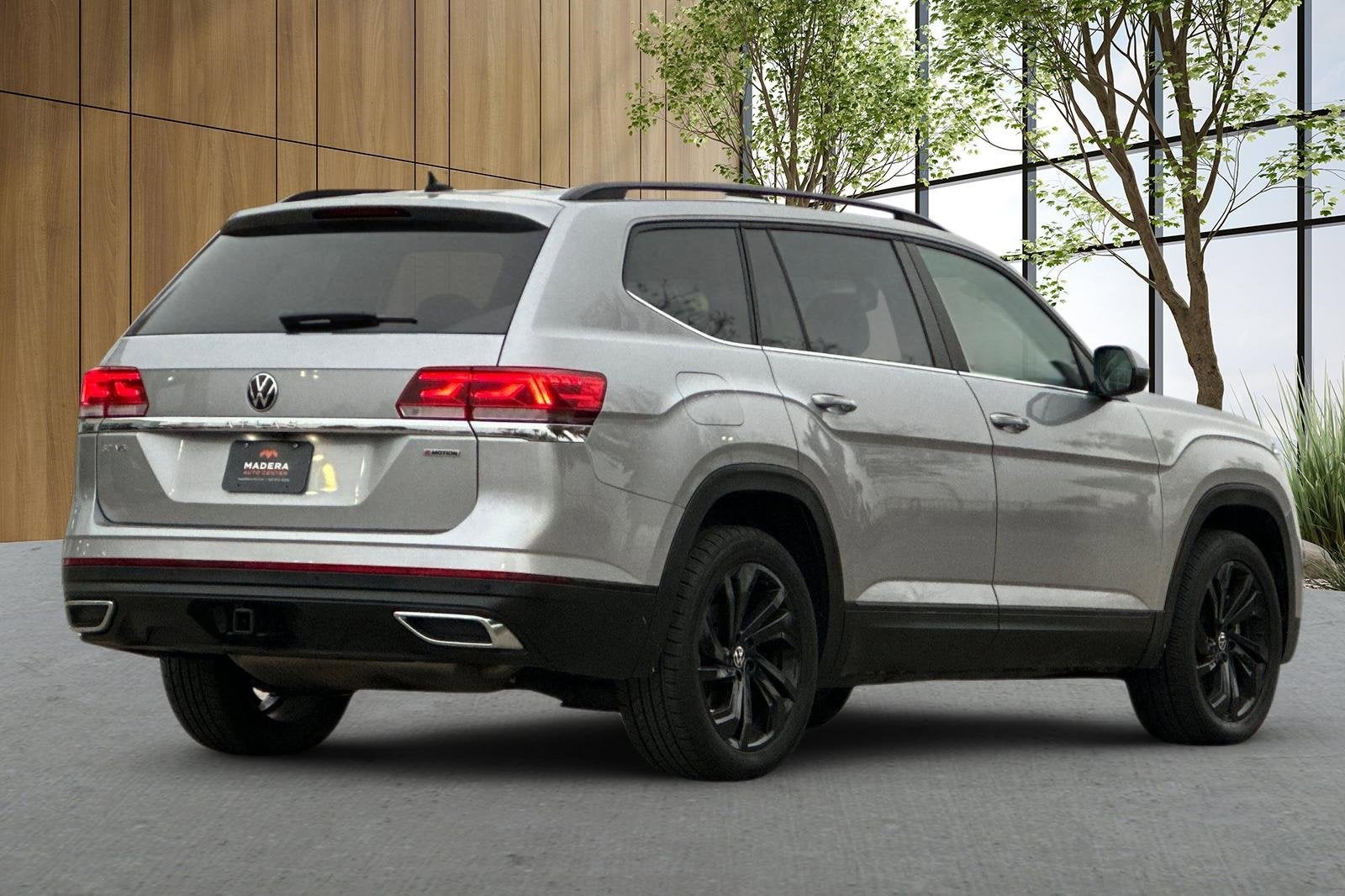 2022 Volkswagen Atlas 3.6L V6 SE w/Technology