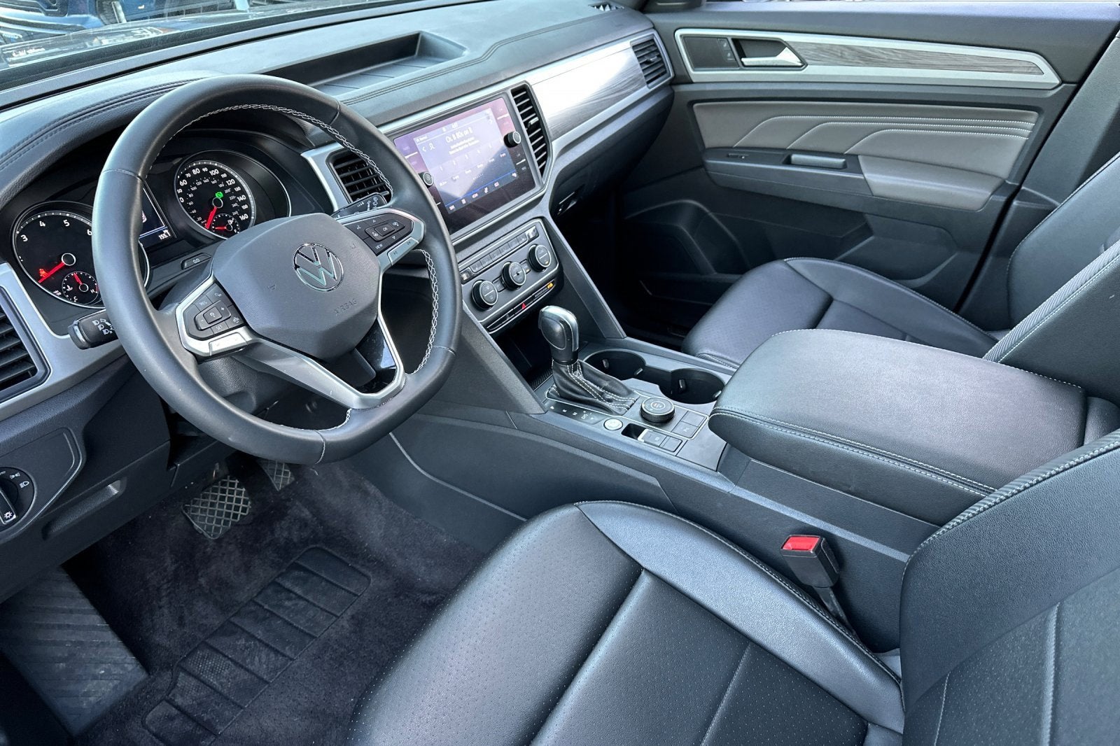 2021 Volkswagen Atlas Cross Sport 2.0T SE w/Technology