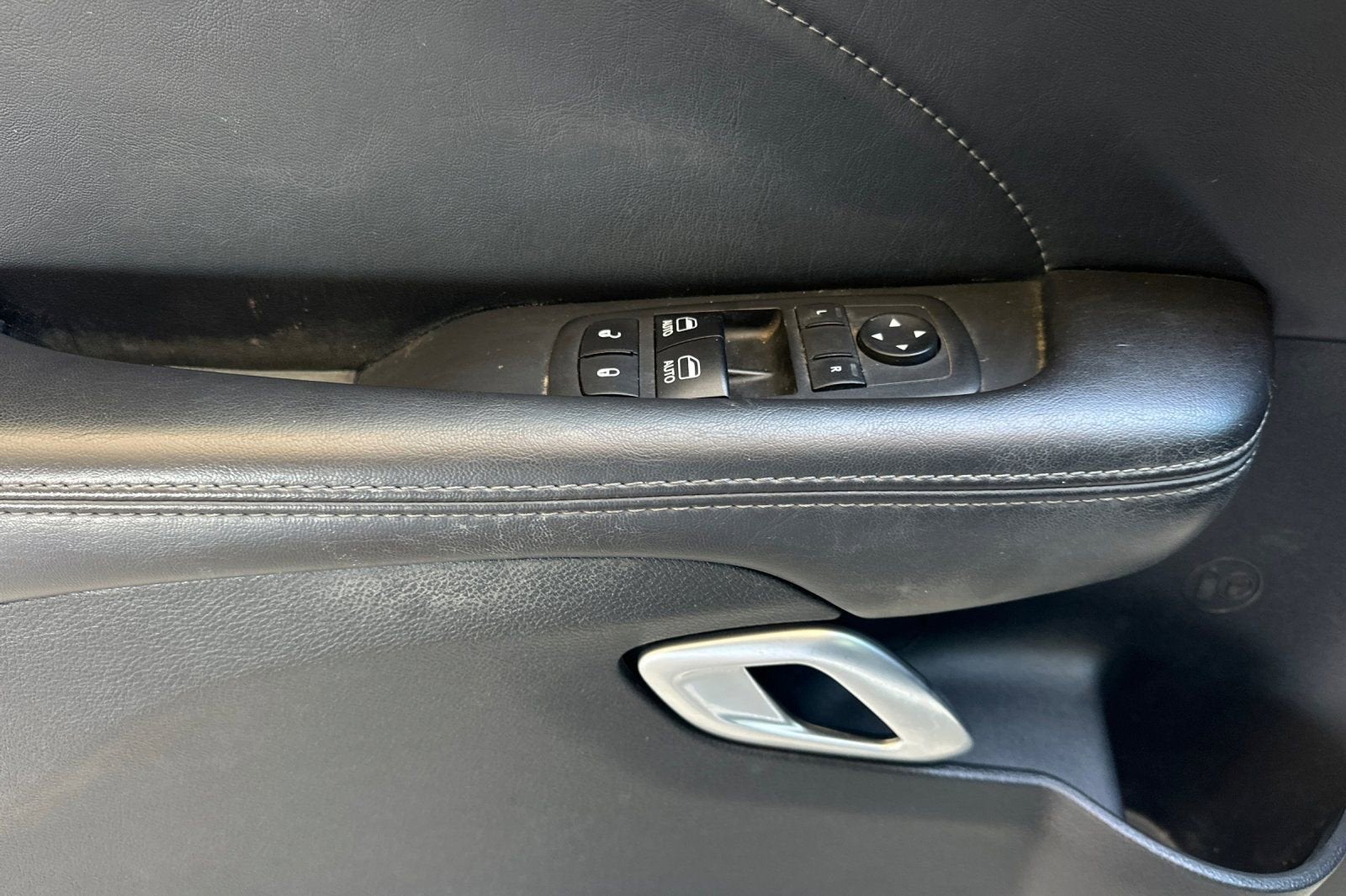 2018 Dodge Challenger SXT Plus
