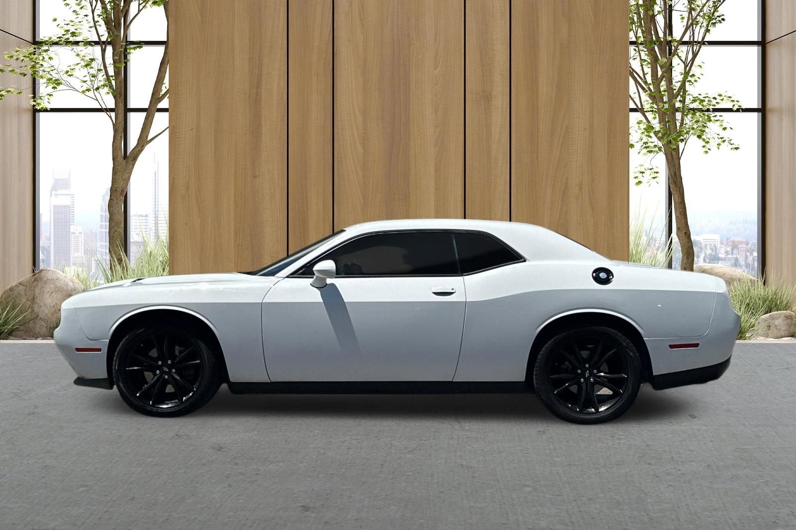 2018 Dodge Challenger SXT Plus