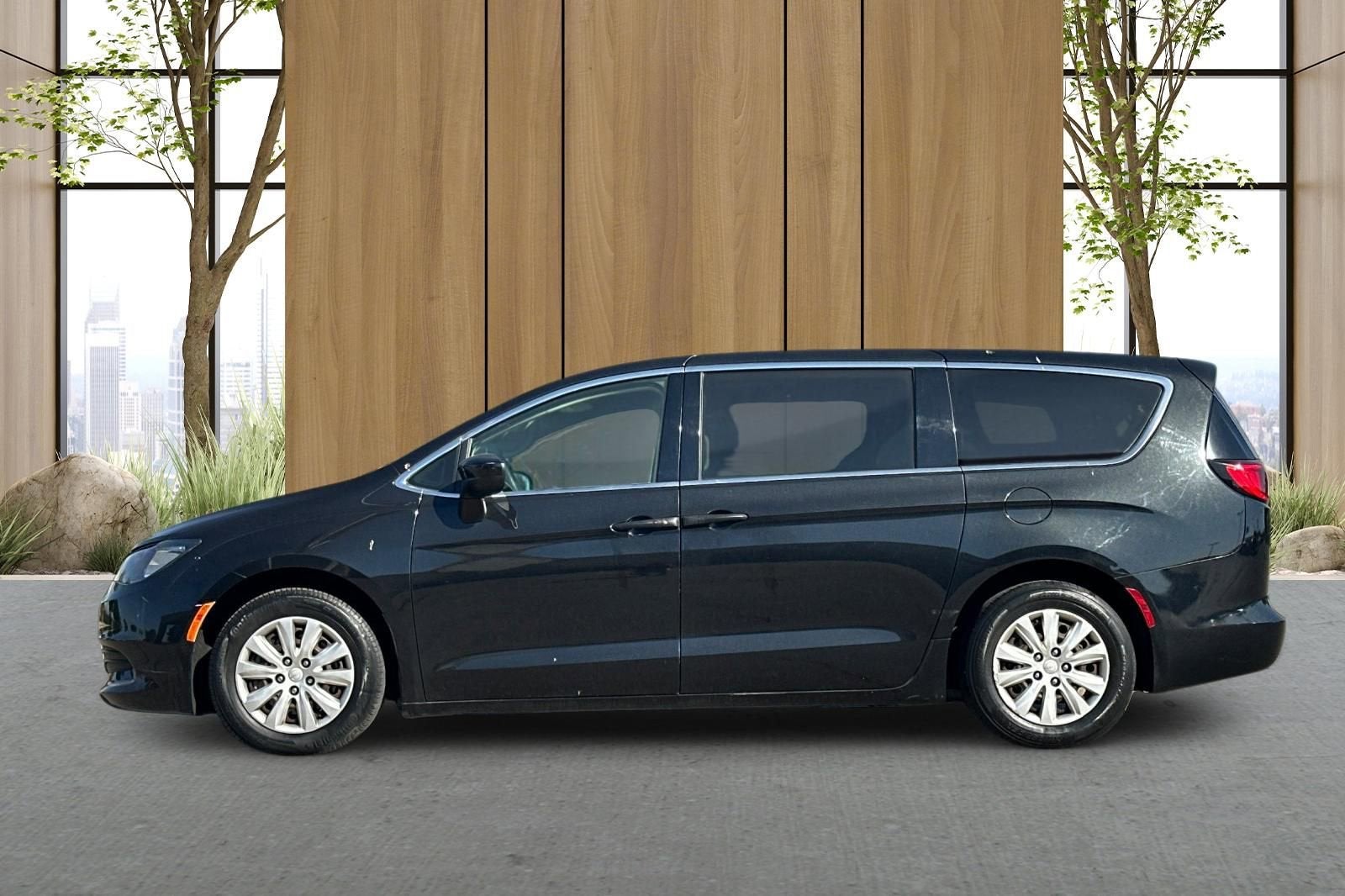 2018 Chrysler Pacifica L