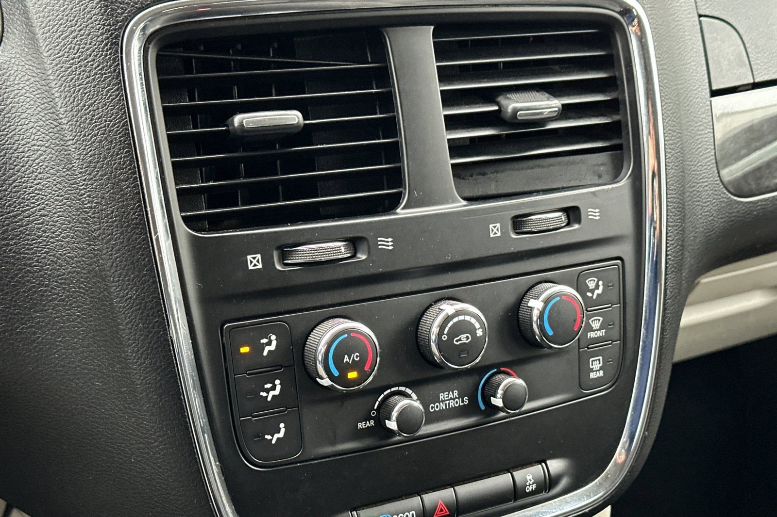 2017 Dodge Grand Caravan SE