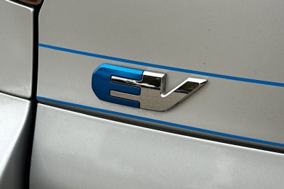 2012 Toyota RAV4 EV FWD 4dr