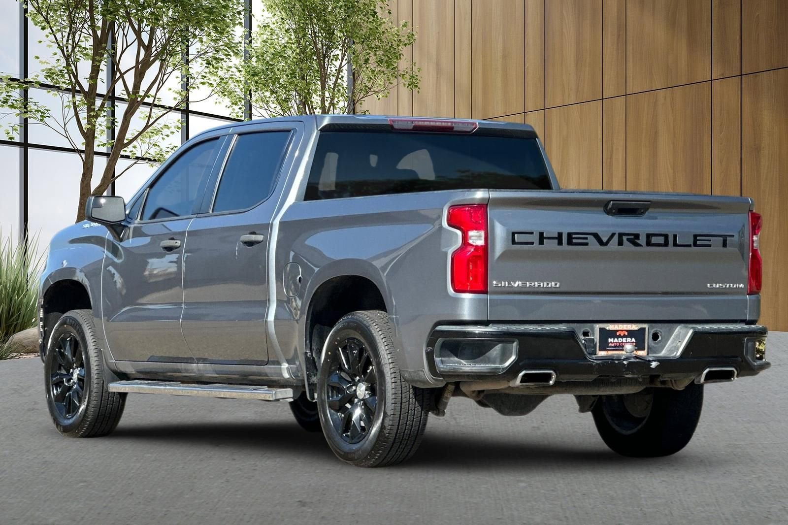 2020 Chevrolet Silverado 1500 Custom