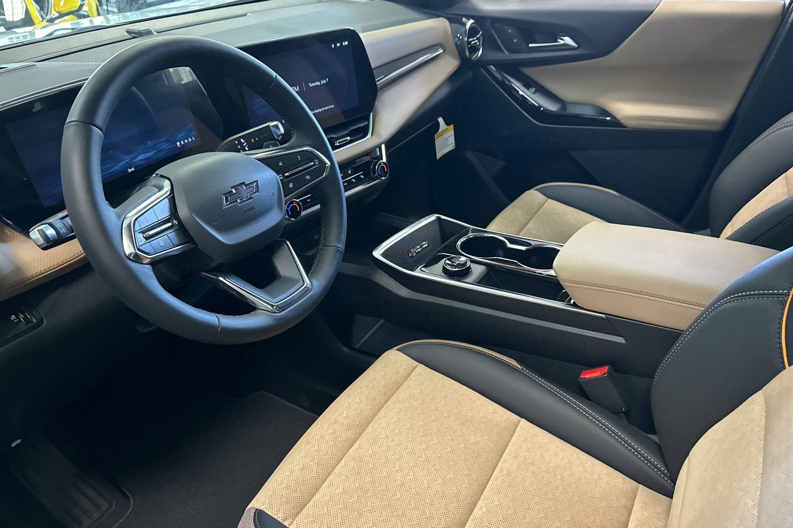 2027 Chevrolet Equinox FWD ACTIV