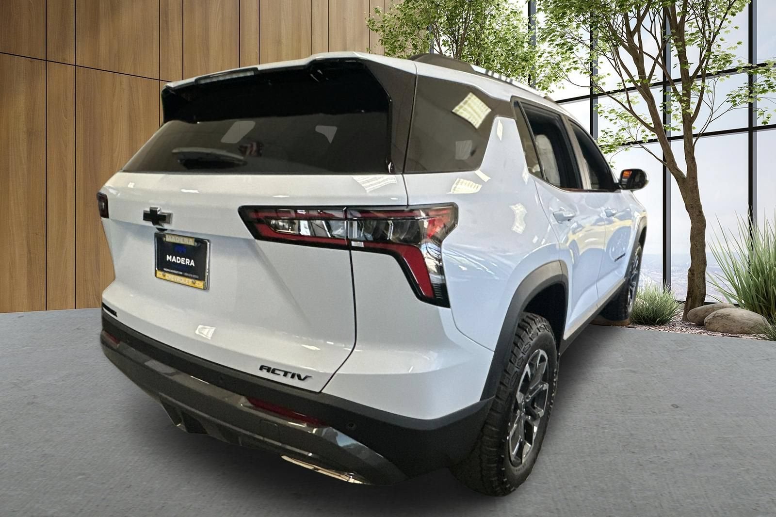 2027 Chevrolet Equinox FWD ACTIV