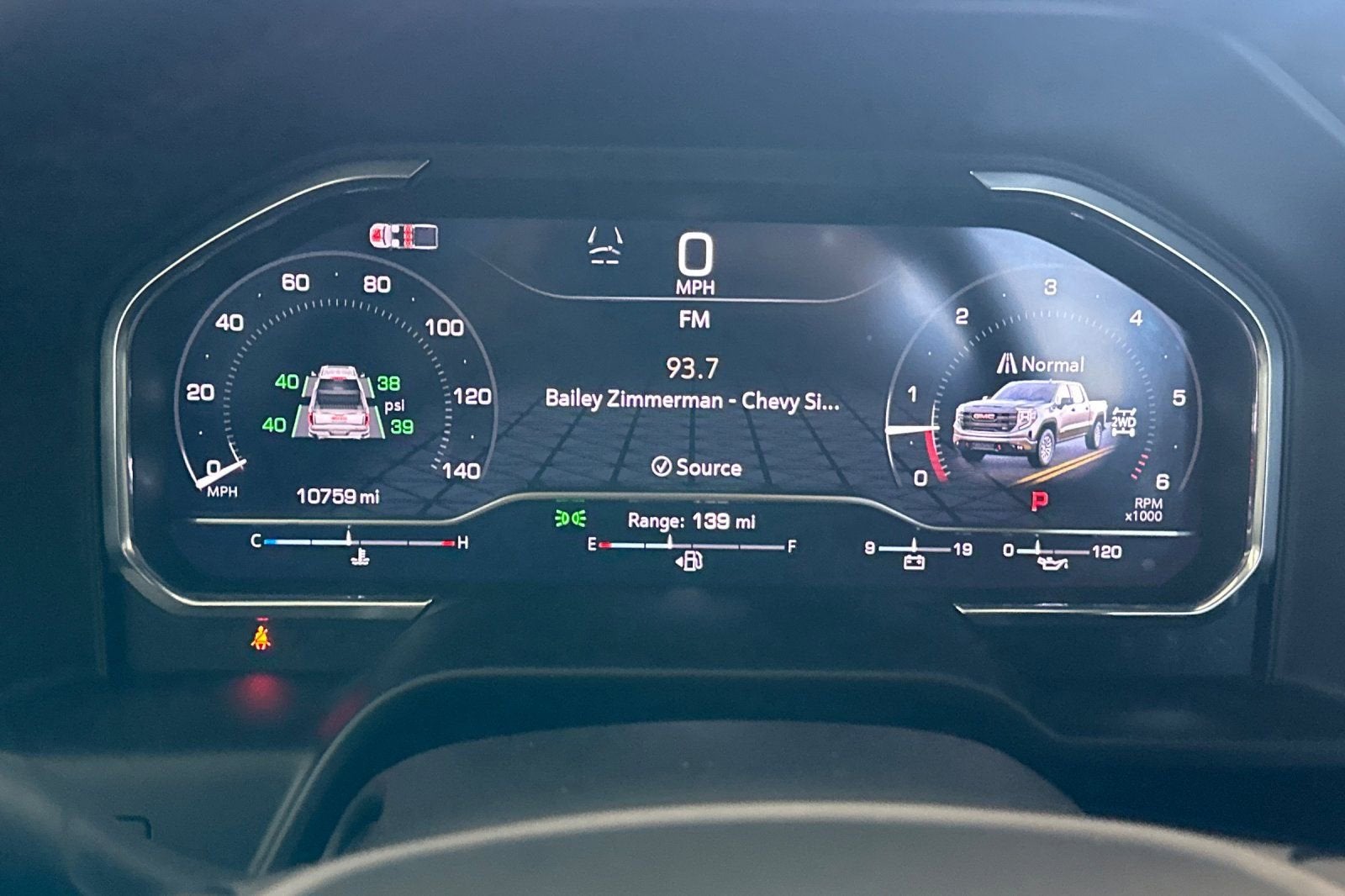 2025 GMC Sierra 1500 AT4
