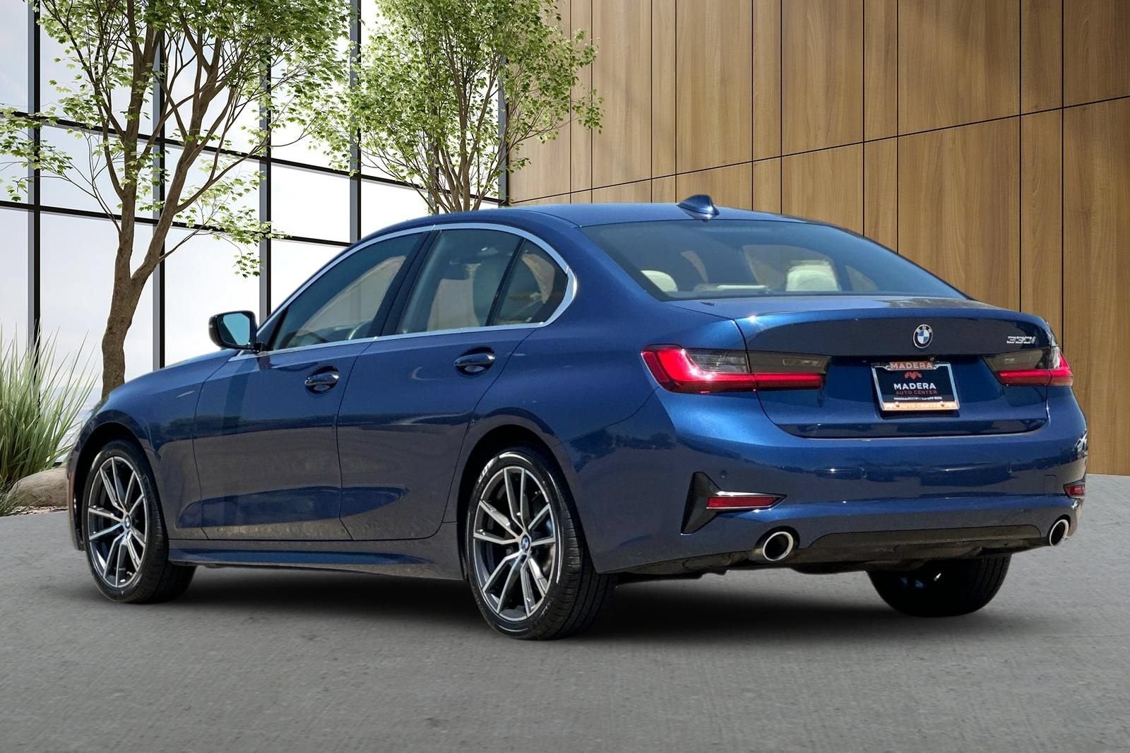 2022 BMW 3 Series 330i