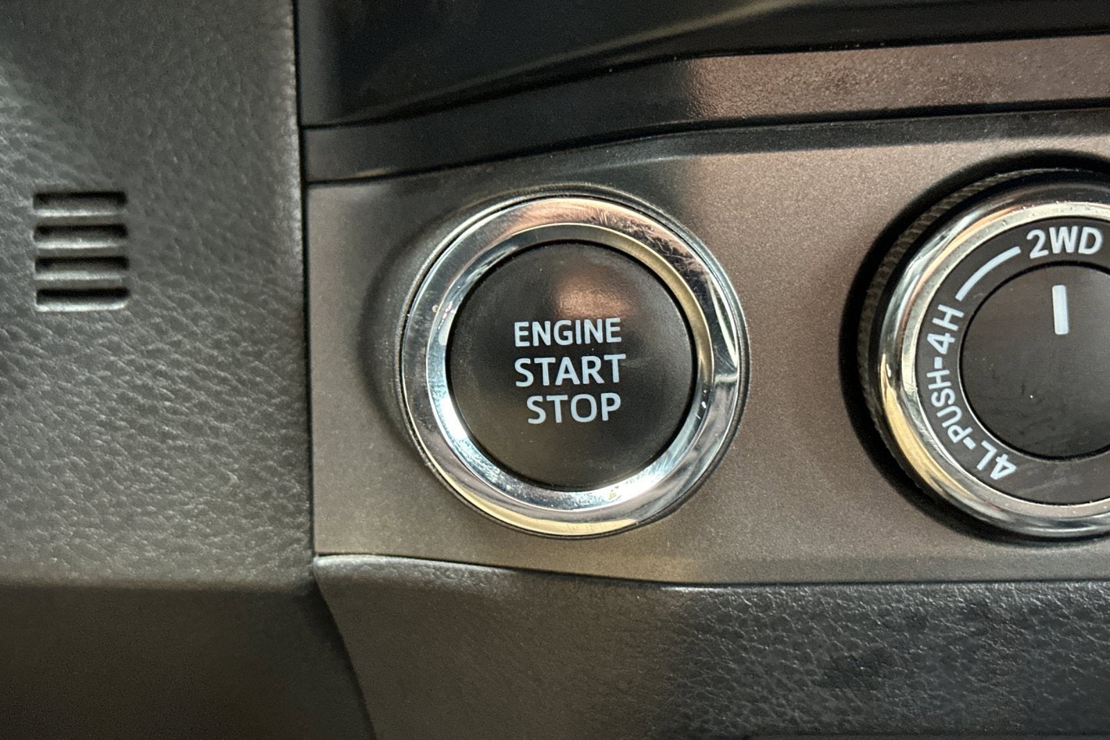 2019 Toyota Tacoma 4WD SR