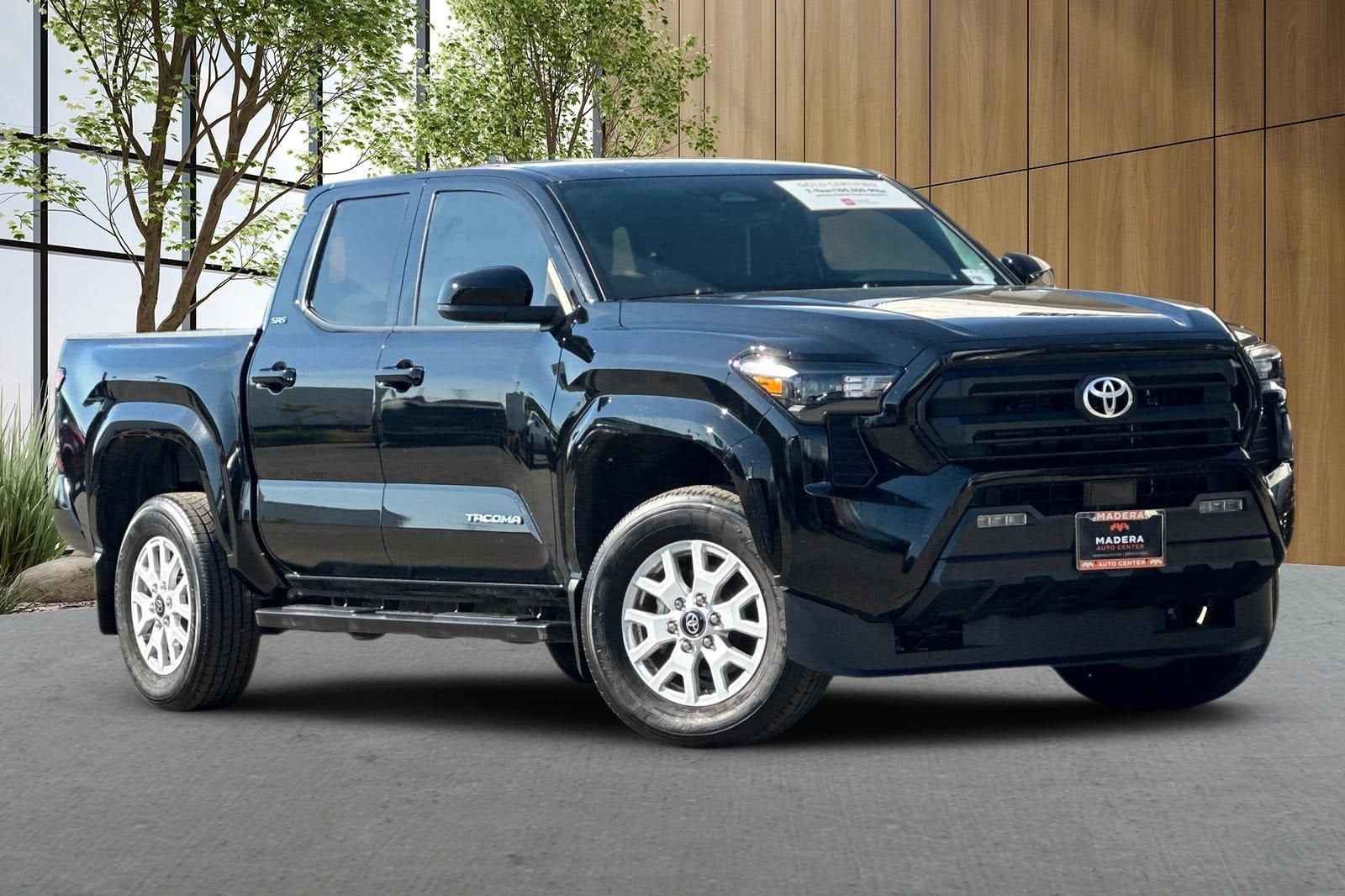 2025 Toyota Tacoma 4WD SR