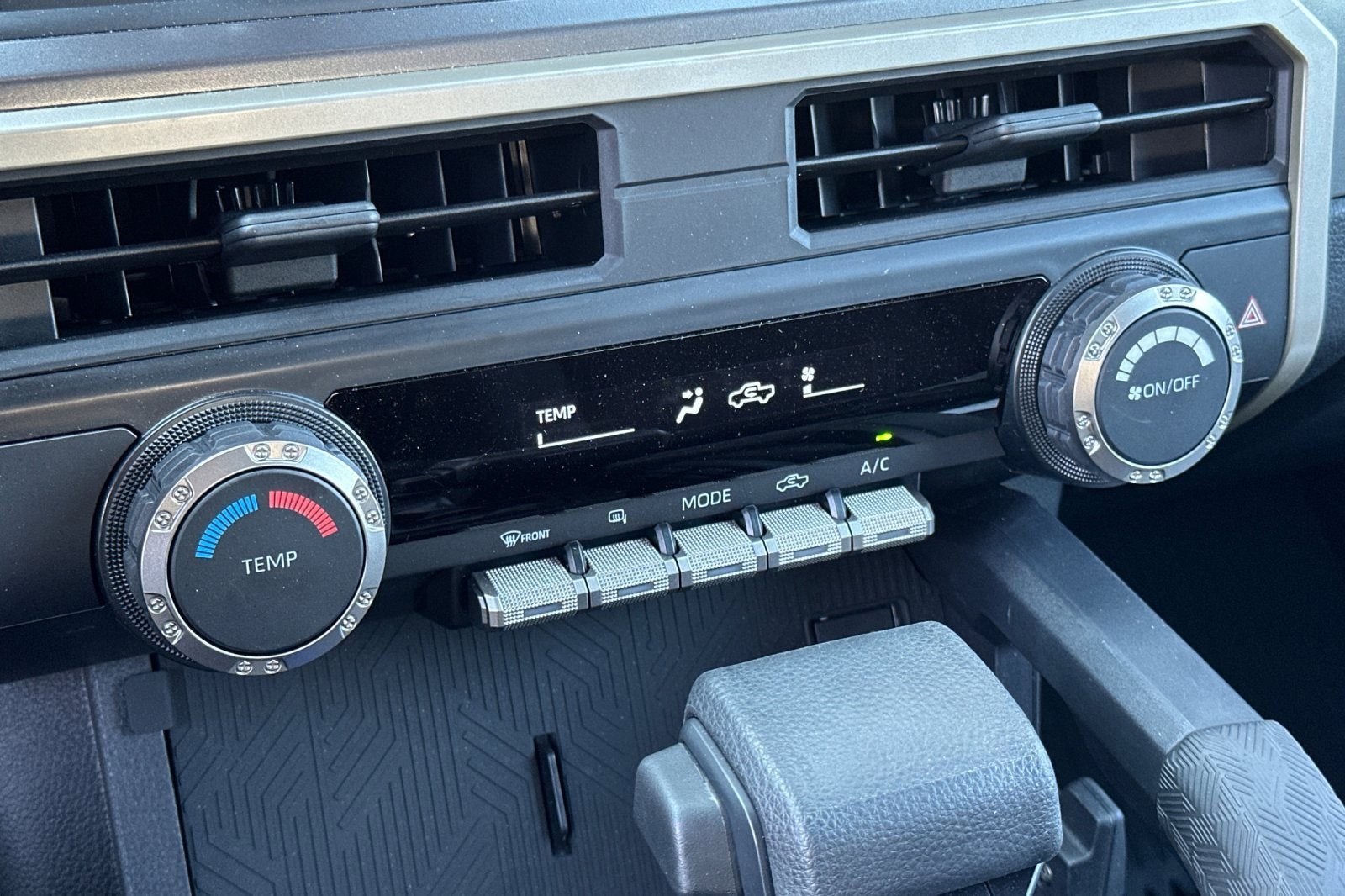 2025 Toyota Tacoma 4WD SR