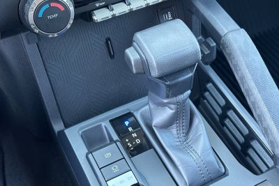 2025 Toyota Tacoma 4WD SR