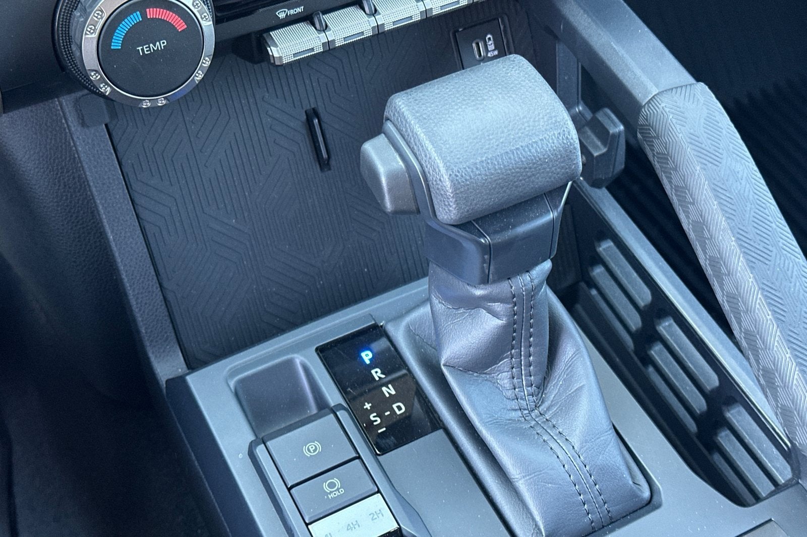 2025 Toyota Tacoma 4WD SR